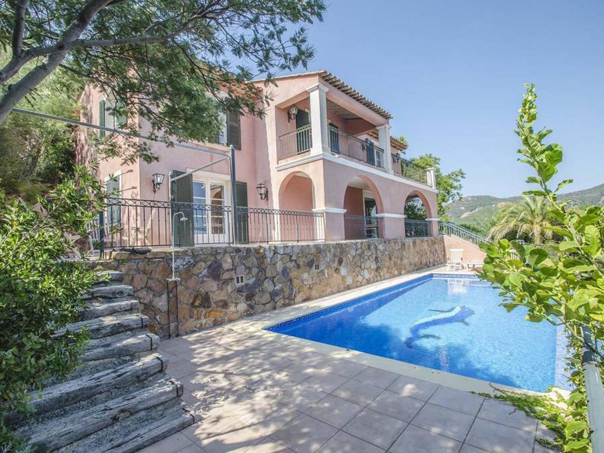 Villa In Antheor With Private Swimming Pool Saint-Raphaël Exterior foto